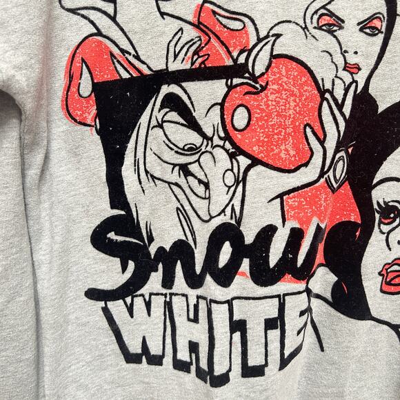DISNEY STORE Snow White Villain Cropped Sweater Sz M - Picture 6 of 10